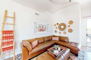 TV, books - Desert Oasis - Heated Pool Retreat | Pet-friendly (Cave Creek)