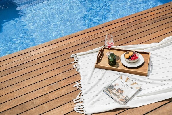 Pool - Minori - 2 bedrooms and pool in Poblenou (Barcelona)