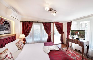 2 bedrooms, WiFi - Cozy apartment in Old City Center up to 4 people with a Large Terrace (İstanbul)