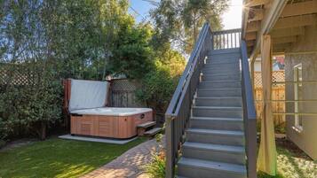 Outdoor spabad