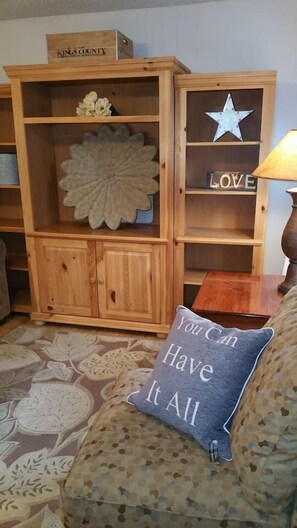 Interior - 80+Day Stays⭐Cute Smarthome Granite Keurig HDTV WiFI WD Near Lake Golf (Klamath Falls)