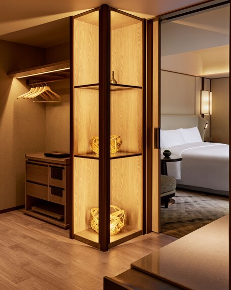 Dusit Thani Kyoto - Image 33