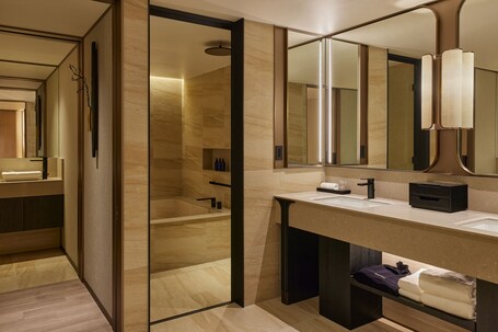 Dusit Thani Kyoto - Image 42