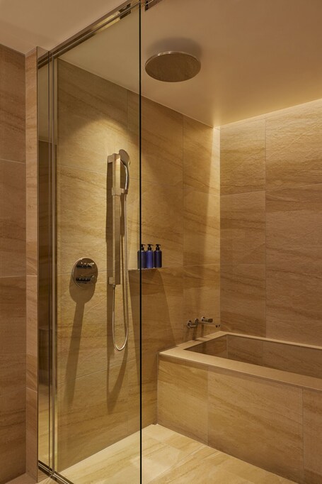 Dusit Thani Kyoto - Image 57