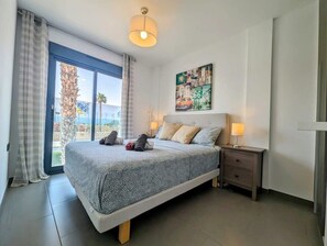 2 Schlafzimmer, Bügeleisen/Bügelbrett, WLAN, Bettwäsche