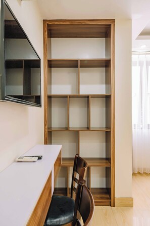 Twin Room, Mountain View | Minibar, free WiFi - Cong Khanh Boutique Inn - Hotel Elite (Hai Phong)