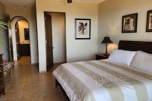 1 chambre, bureau, fer et planche à repasser, Wi-Fi