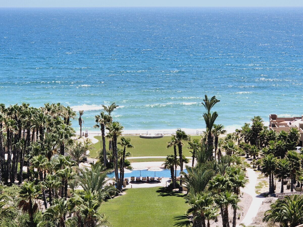 Beach nearby, beach towels