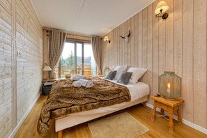 2 sovrum, strykjärn/strykbräda, resesäng och wi-fi