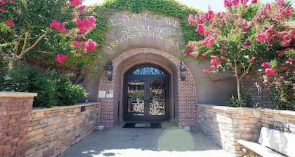 Napa Getaway Vino Bello Resort Last Minute Deal