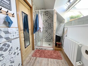 Interior - Maison de Campagne 6 Personnes Avec Piscine 11 m x 3 M-baignoire Balnéothérapie (Breuilpont)
