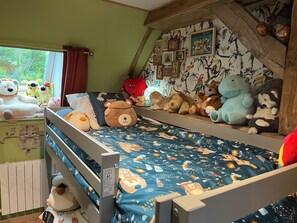 Children’s area - Maison de Campagne 6 Personnes Avec Piscine 11 m x 3 M-baignoire Balnéothérapie (Breuilpont)