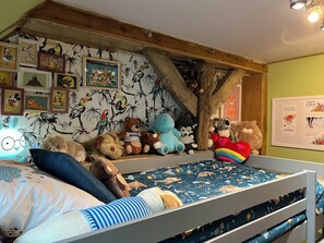 3 bedrooms, desk, iron/ironing board, travel cot - Maison de Campagne 6 Personnes Avec Piscine 11 m x 3 M-baignoire Balnéothérapie (Breuilpont)