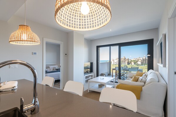 TV - Los Flamencos by Ĥ - Haraganes Beach HLHF4304PE60 (Isla Canela)