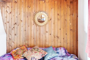 2 bedrooms, iron/ironing board - Stone house in the heart of Larzac – Nature, free-roaming horses, and guaranteed relaxation (Campestre-et-Luc)