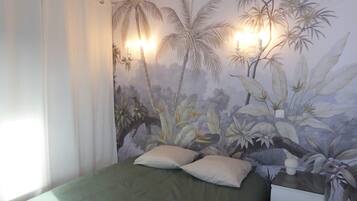 3 makuuhuonetta, silitysrauta/-lauta, ilmainen Wi-Fi, vuodevaatteet