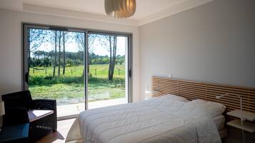 4 habitaciones, tabla de planchar con plancha y wifi gratis