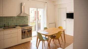 Deluxe Apartment | Living area