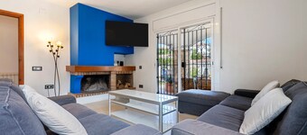 Holiday Home 'Creixell' with Private Terrace, Private Garden and Balcony