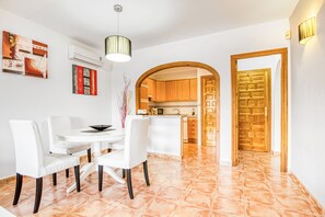 Dining - Apartment 'La Cumbre' with Mountain View, Shared Pool and Air Conditioning (Benitachell)
