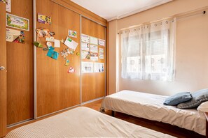 2 habitaciones, wifi gratis y ropa de cama 