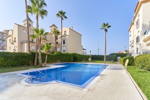 Pool - Apartment 'Las Palmeras A92' with Sea Views, Shared Pool and Wi-Fi (MÁLAGA)