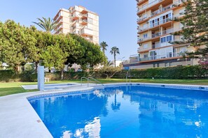 Pool - Apartment 'Las Palmeras A92' with Sea Views, Shared Pool and Wi-Fi (MÁLAGA)
