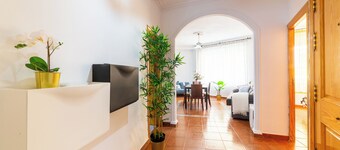 Holiday Home 'Casa Maruchi - Apartamento' near the Beach with Shared Terrace & Wi-Fi