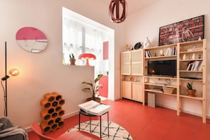 Studio | Living area