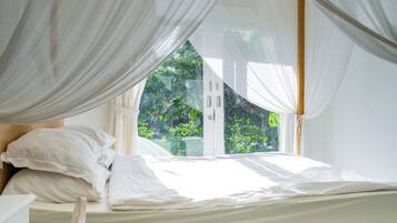 2 bedrooms, in-room safe, free WiFi, bed sheets