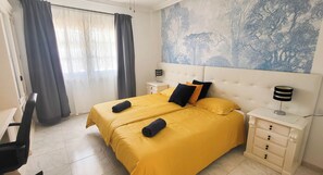 2 bedrooms, desk, iron/ironing board, free WiFi