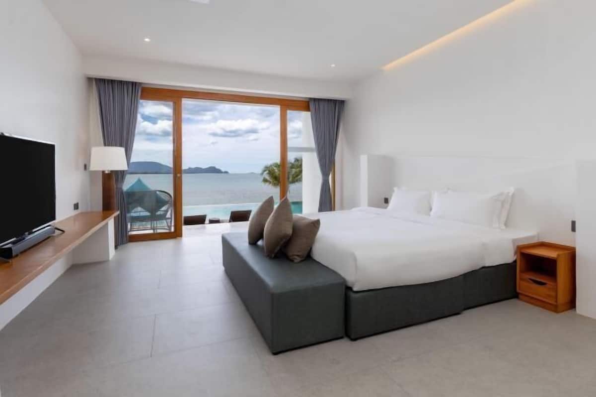 1 habitación, artículos del minibar gratis y cortinas blackout