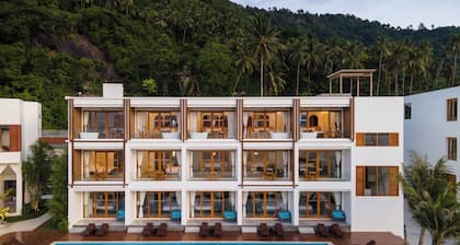 X-sea khanom Harbor Bay Resort