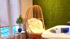 Deep-tissue massages, prenatal massages, massages - Jk Suites Limoges (Limoges)