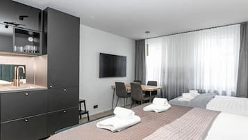 1 habitación, escritorio, wifi y ropa de cama