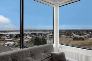 Interior - Blue Mountain Apartments - Corner Studio with View (Kópavogur)