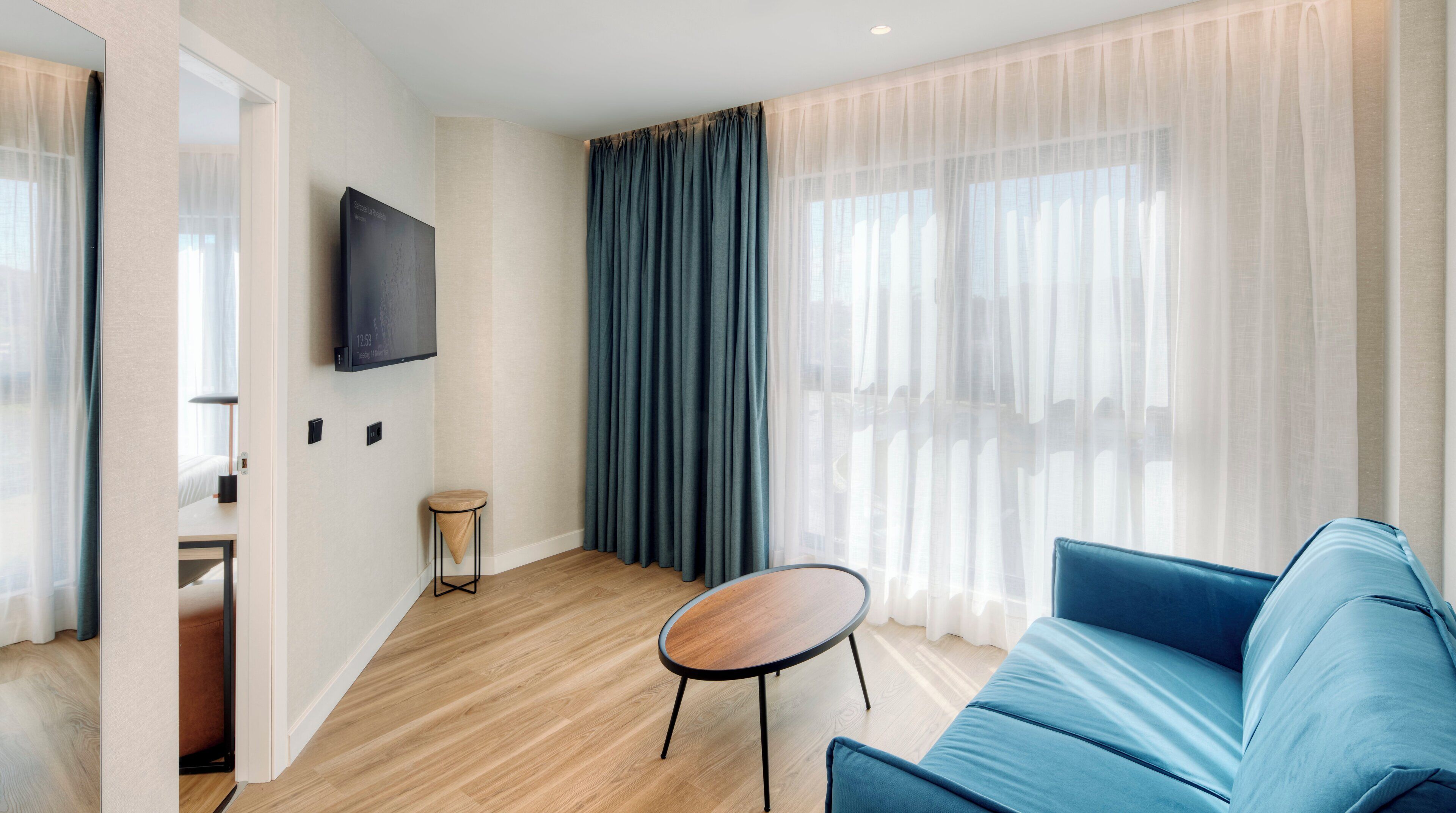 Suite Junior | Minibar, Wi-Fi gratuit, draps fournis