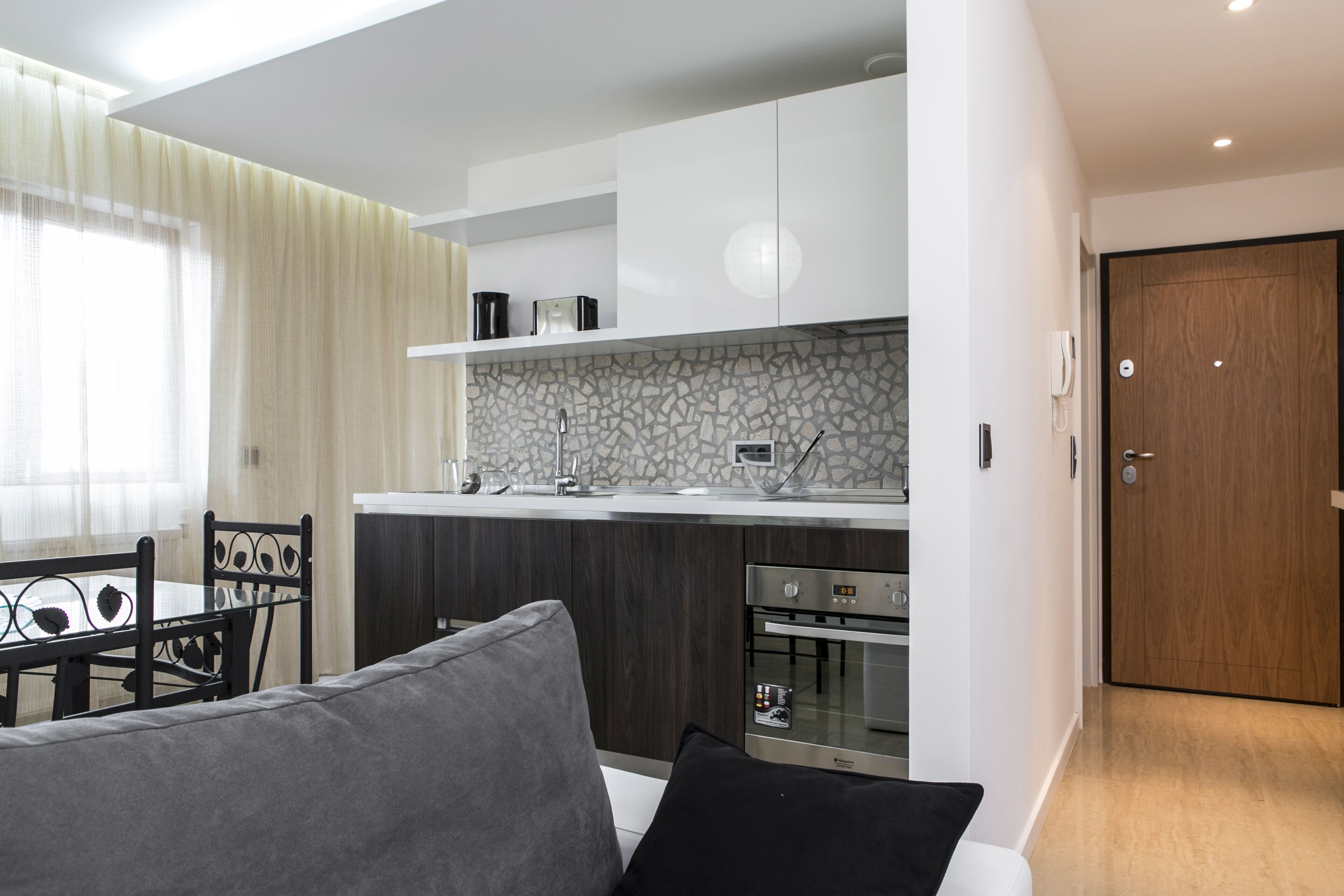 Deluxe Apartment, Terrace | Private kitchen | Fridge, oven, stovetop, dishwasher