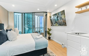 2 bedrooms, iron/ironing board, free WiFi, bed sheets