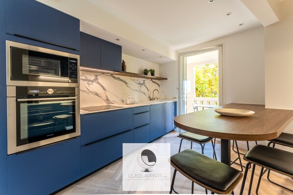 Private kitchen - Lumineux T4 Avec Clim, Balcon et Ascenseur (Montpellier)