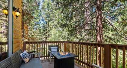 Experience mountain living at The Refuge at Shaver Lake! A cozy retreat designed for comfort and fun. After exploring the lake or nearby trails, relax by the firepit, enjoy a soak in the jetted tub, or gather for a friendly game night in the cab
