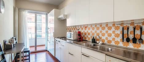 Deluxe Apartment | Private kitchen