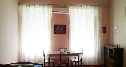 Tamuna Guesthouse 2nd Floor in Tbilisi city center. Best location possible !!!