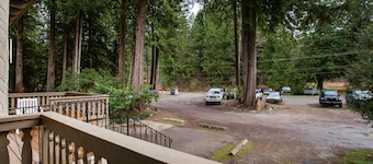 Snowline Lodge - Condo #37 - A Very Cute Condo - Near the Mountain, now has Wifi