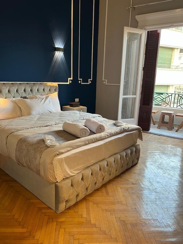 Elite Suite | Blackout drapes, bed sheets - Downtown Family Suites (Cairo)