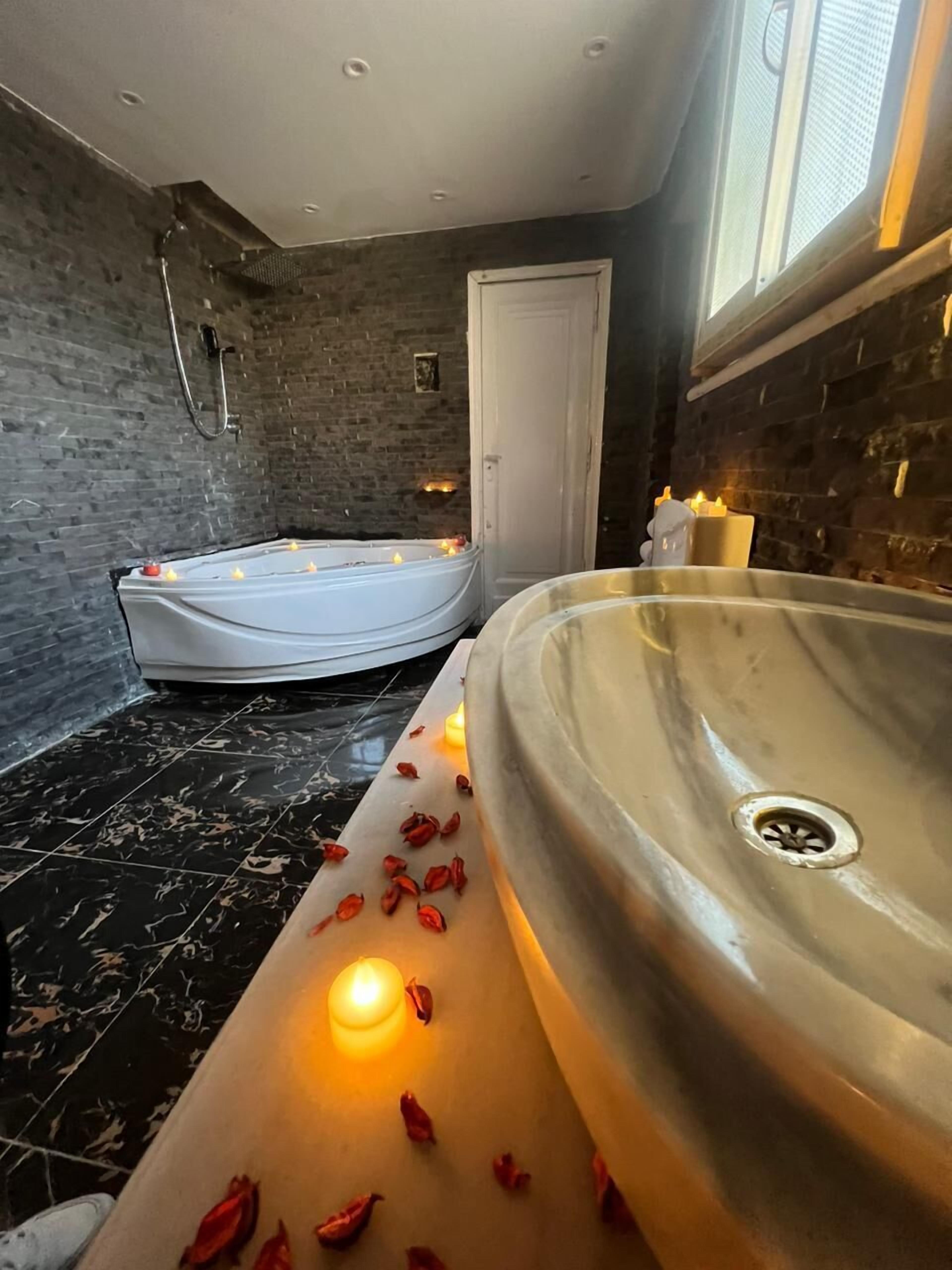 Photo - downtown Family Suites