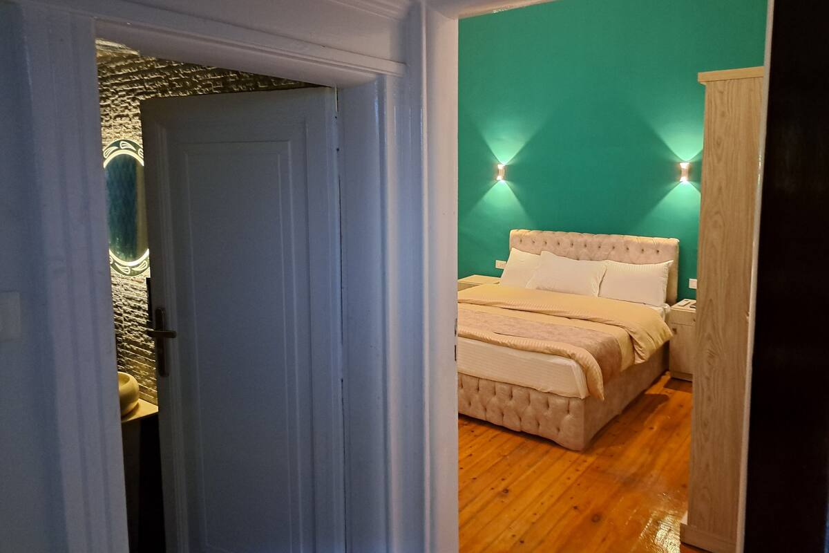 Family Suite | 2 bedrooms, blackout drapes, bed sheets