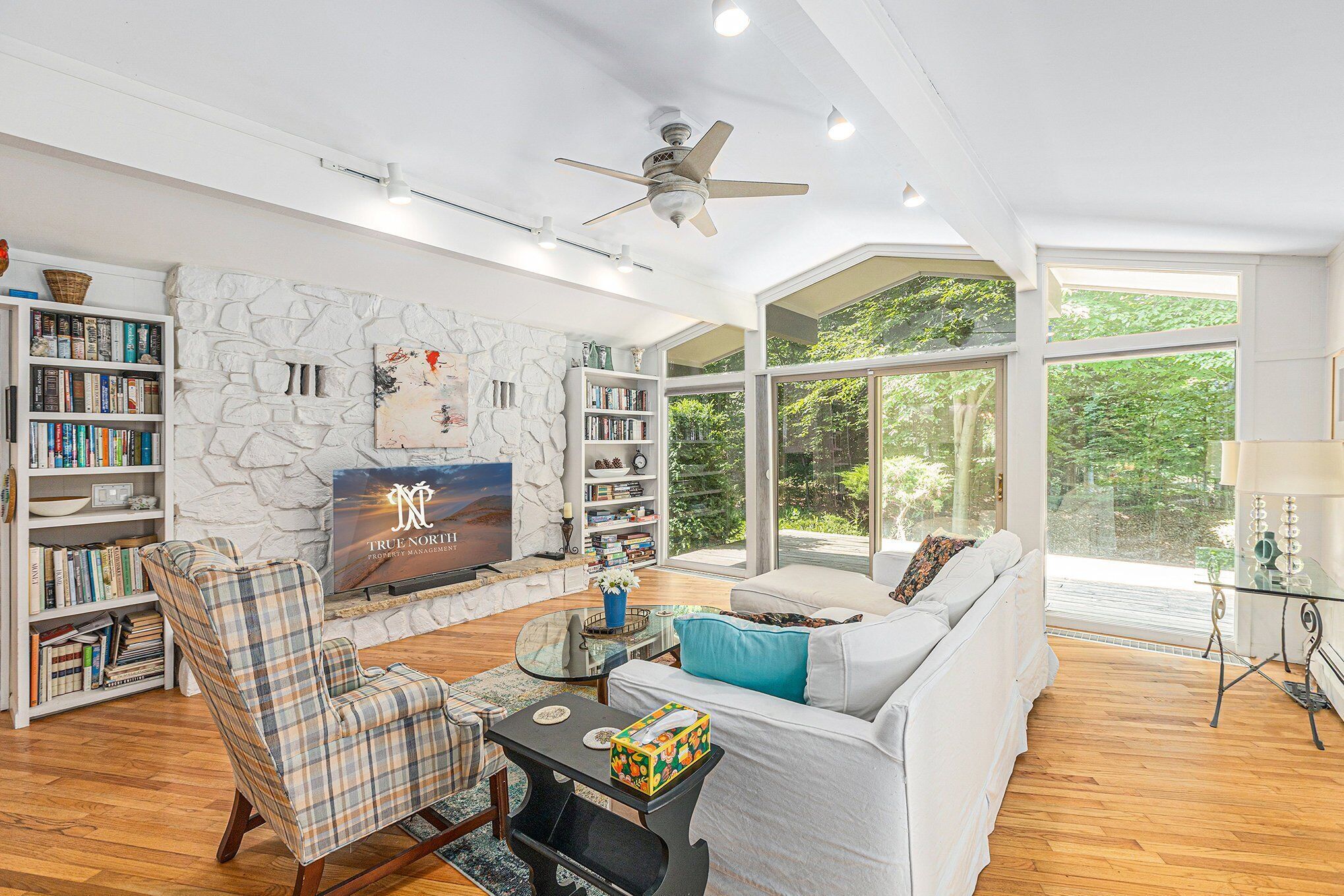 المنشأة من الداخل