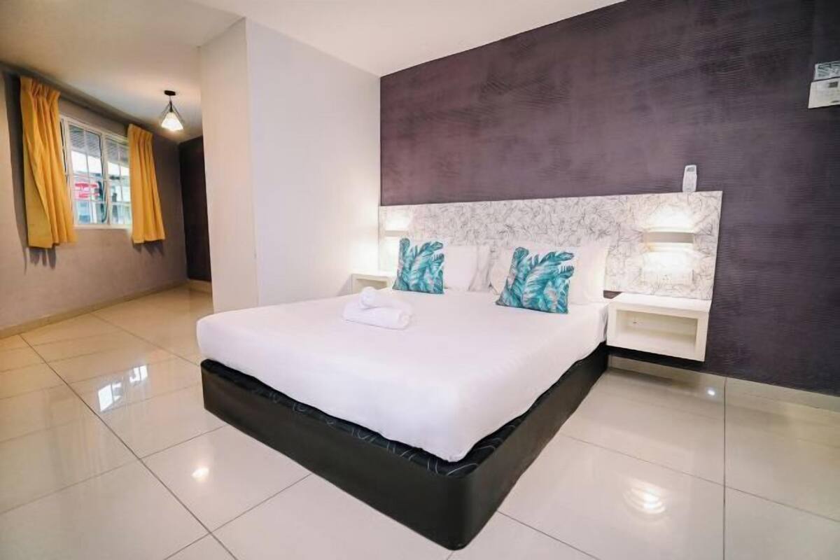 1 bedroom, desk, free WiFi