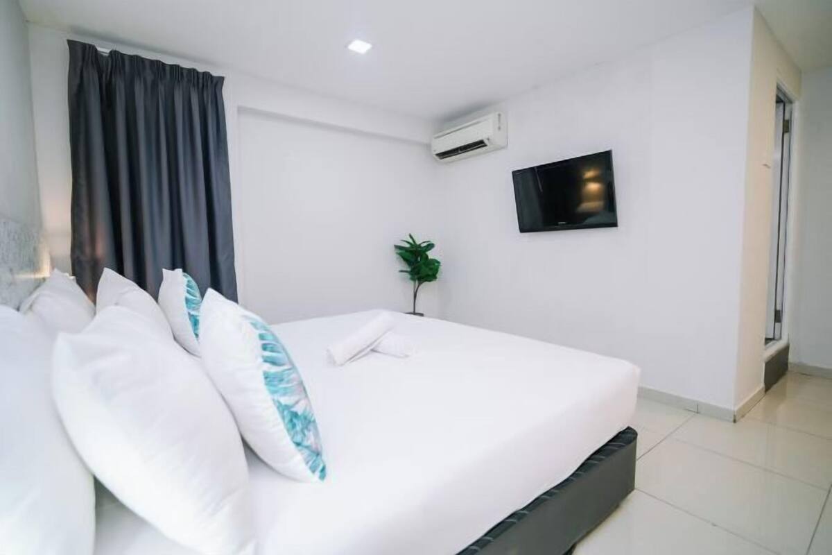 1 bedroom, desk, free WiFi